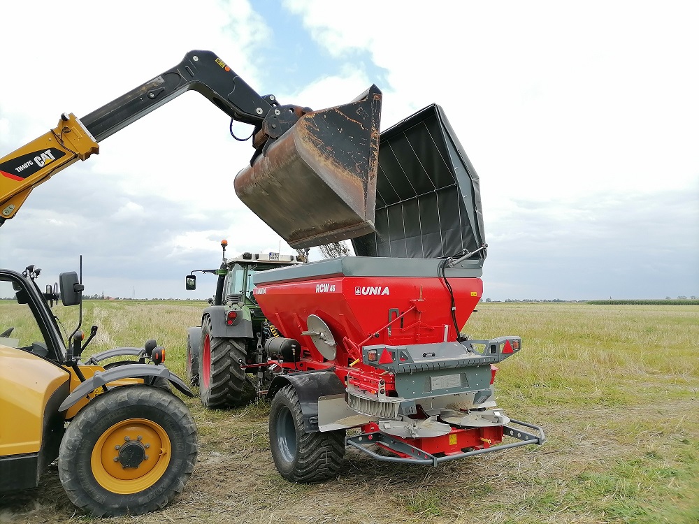 Plandeka hydrauliczna.jpg