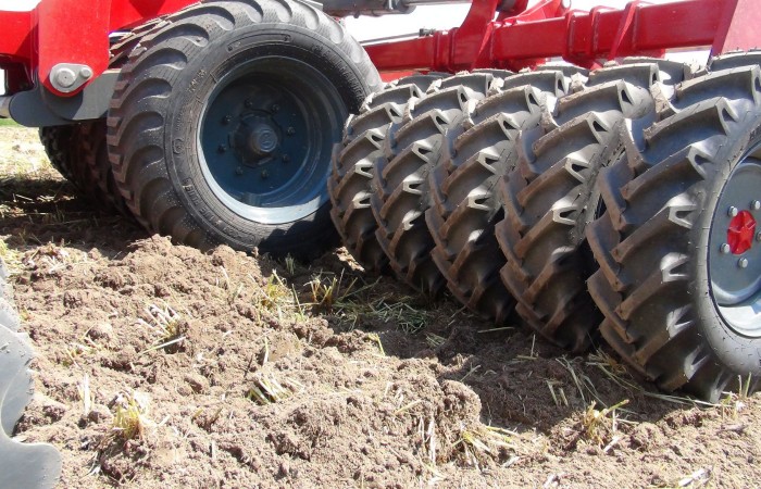 FENIX 3000 wał oponowy m